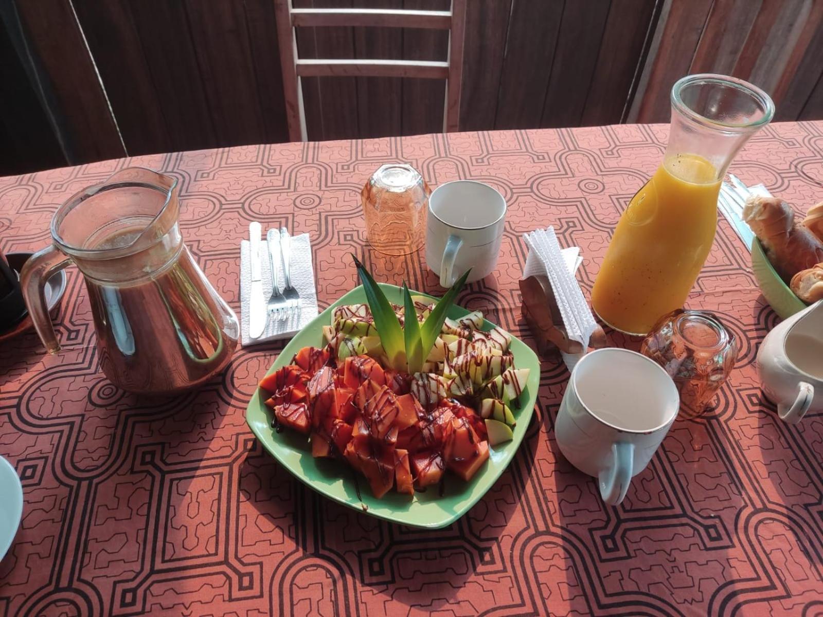 Valencia Lake Lodge Puerto Maldonado Ngoại thất bức ảnh